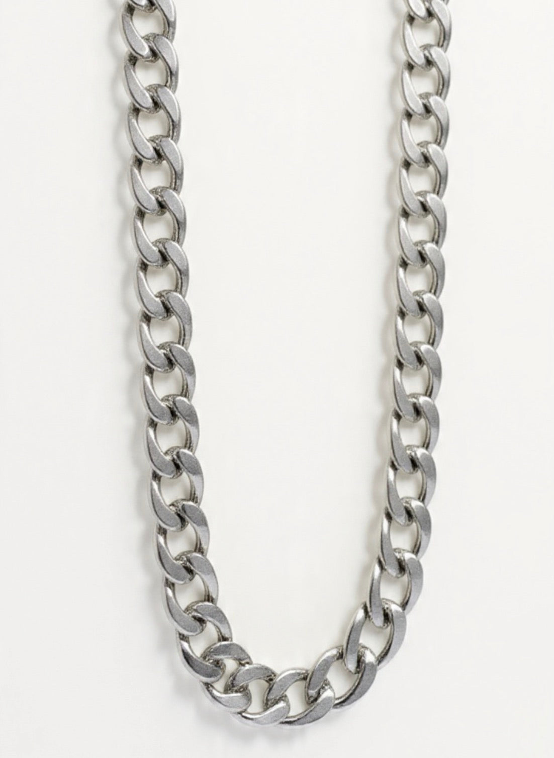 CADENA DE ACERO