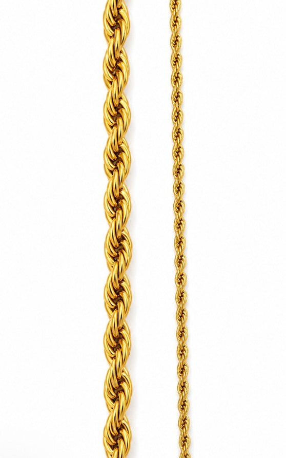 cadena de acero dorado
