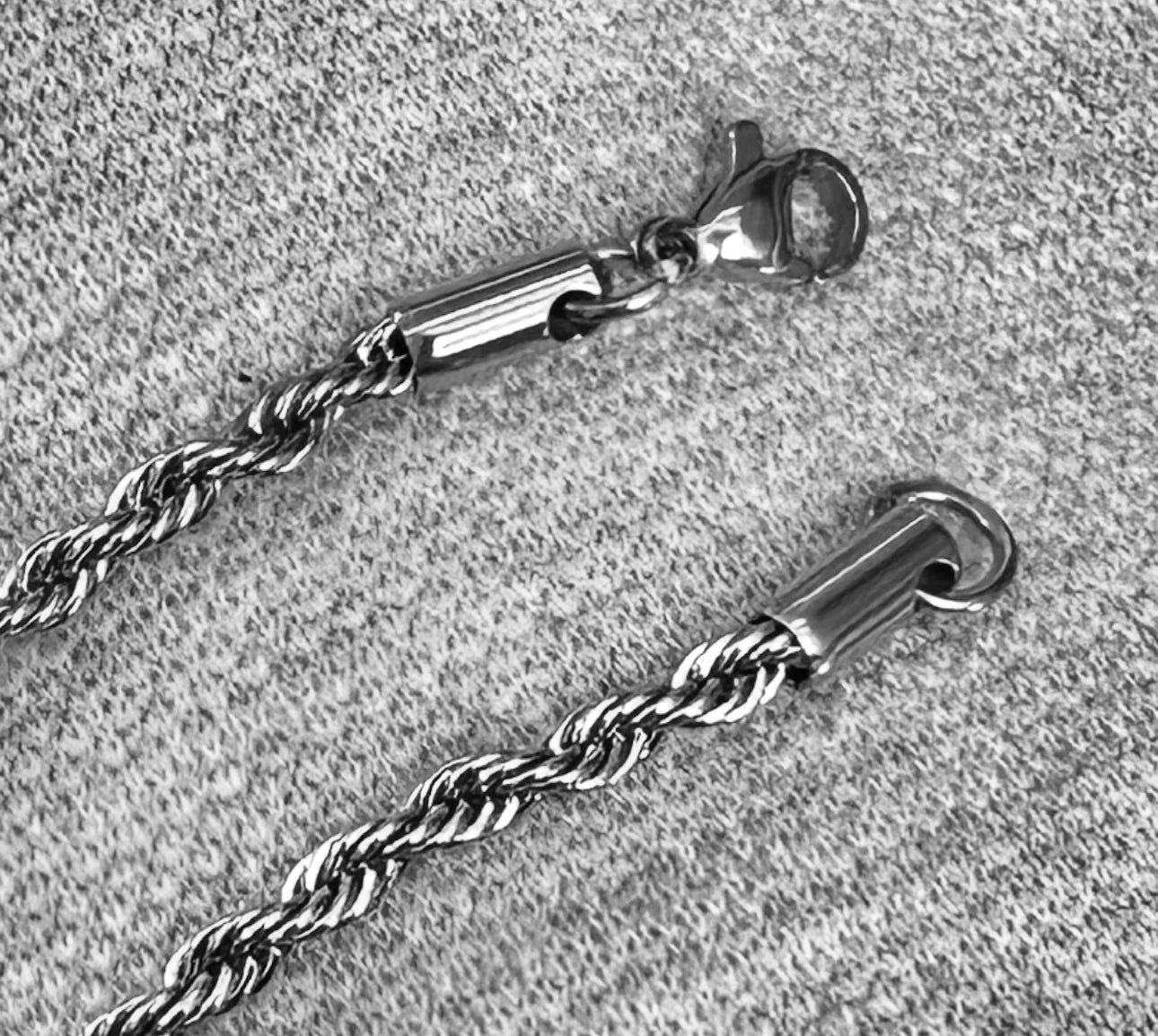 cadena de cordon dorado y plateado