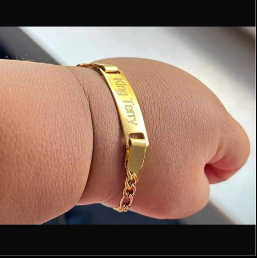 Pulseras de bebe dorado