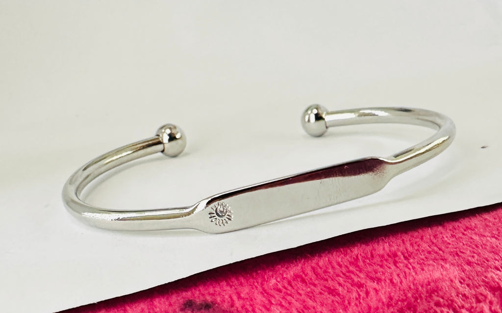 Pulsera abierta personalizada con tus textos